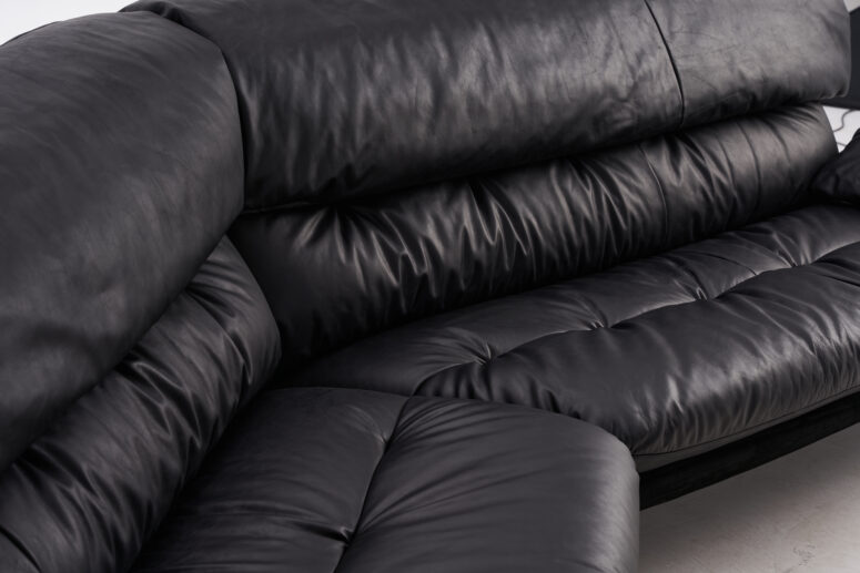 Black sofa - Image 3